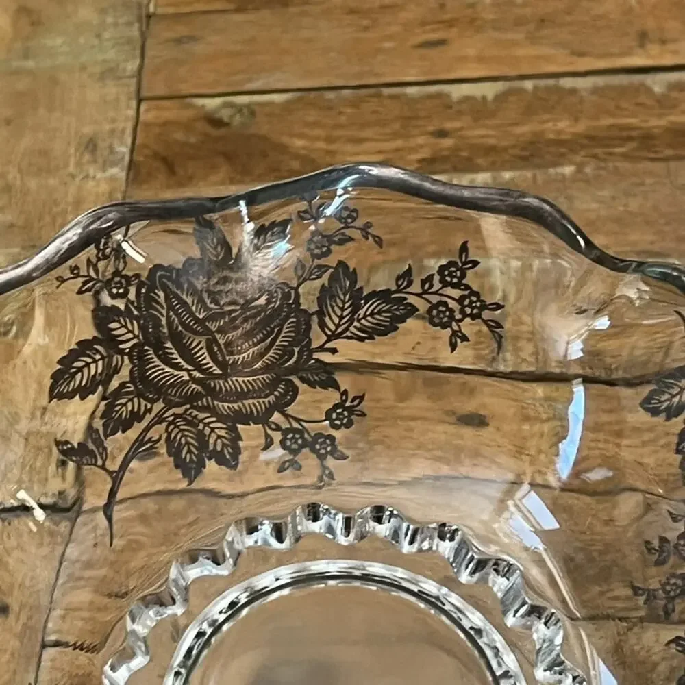 VTG Silver City Glass Co. Scalloped Edge Bowl 8